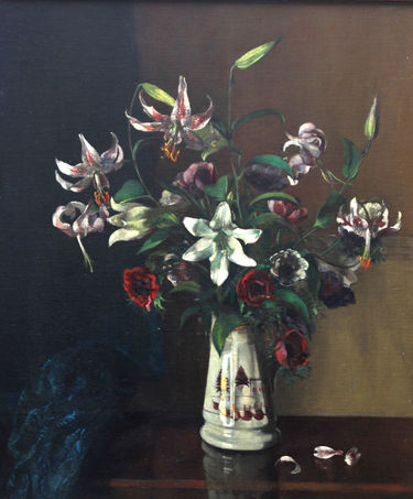 Lily Floral Arrangement 