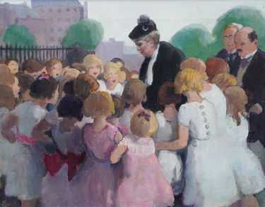 Queen Mary Greeting School Children